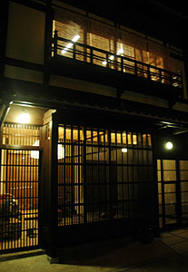 �k���@��i